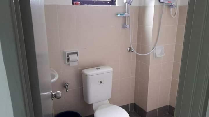 Homestay Lot 10 Pangkor Pekan Pangkor Buitenkant foto