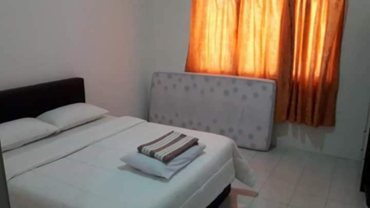 Homestay Lot 10 Pangkor Pekan Pangkor Buitenkant foto