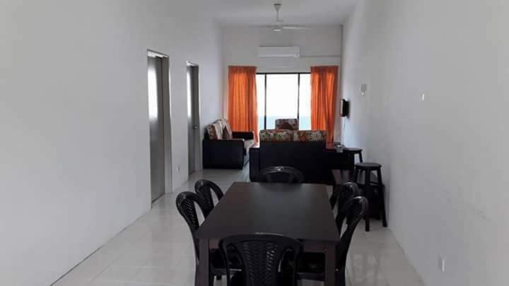 Homestay Lot 10 Pangkor Pekan Pangkor Buitenkant foto